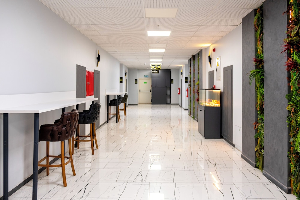 Zoom Hotel 6