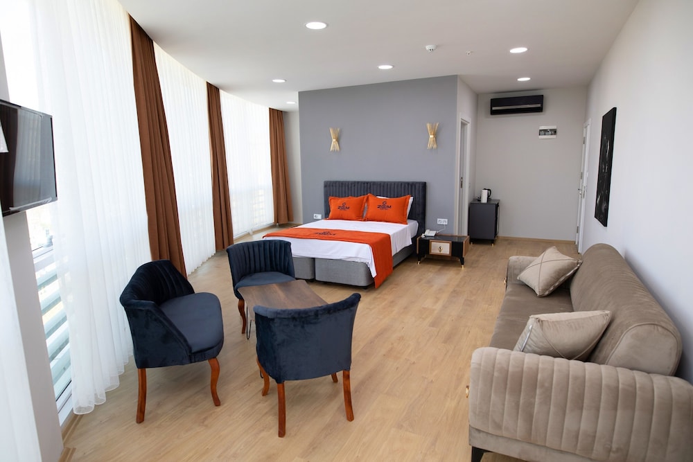 Zoom Hotel 20
