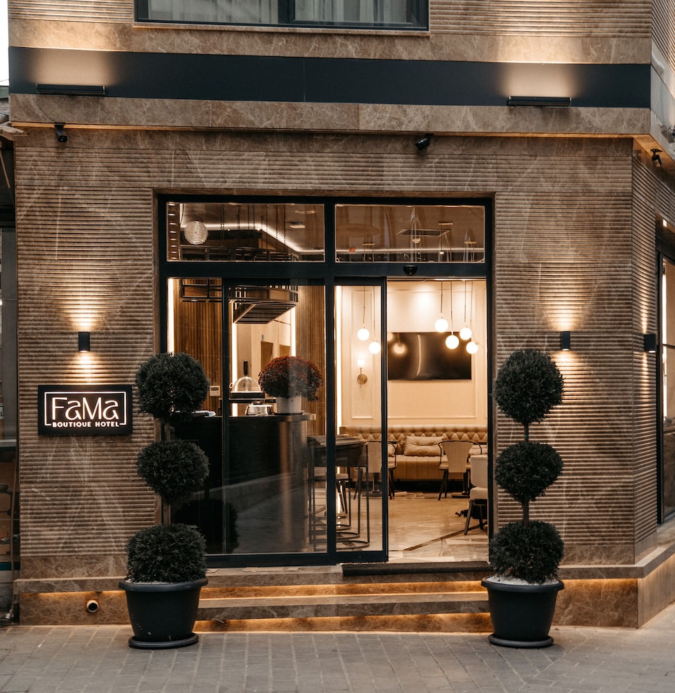 Fama Karakoy 1