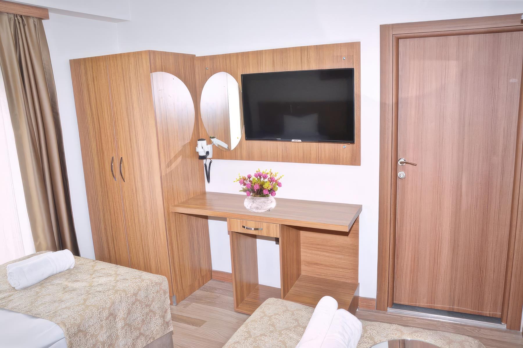 Hotel La Sera 9