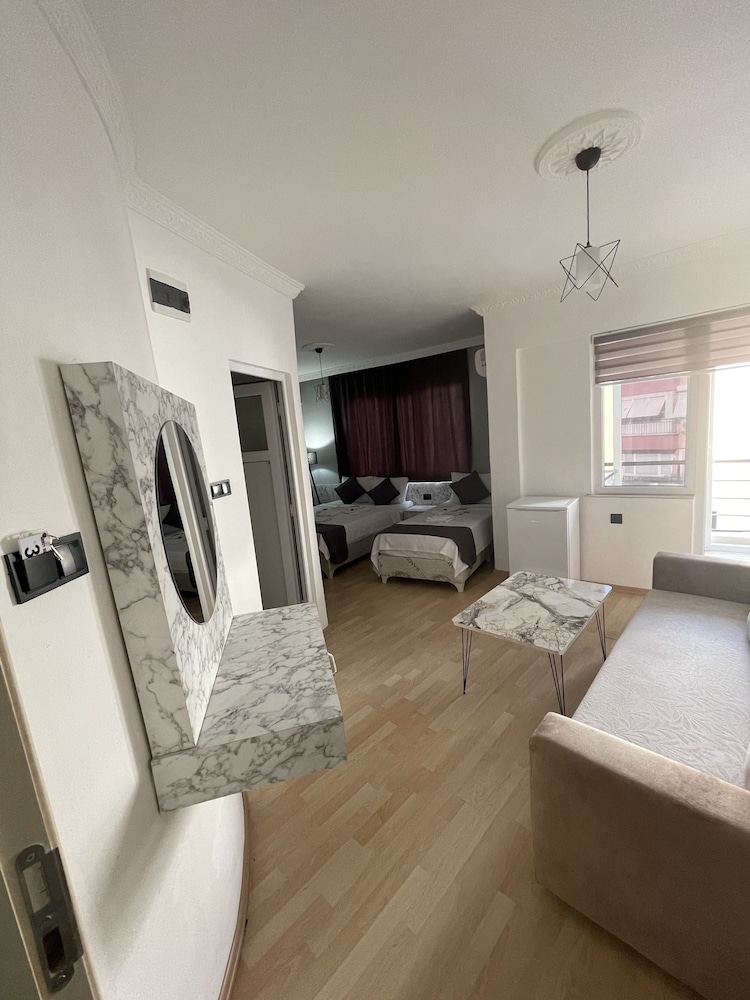 Ersoy Ege Apart Otel 13