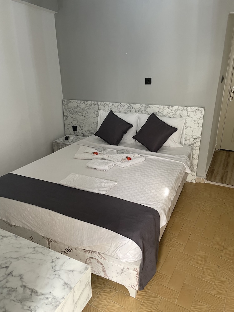 Ersoy Ege Apart Otel 24