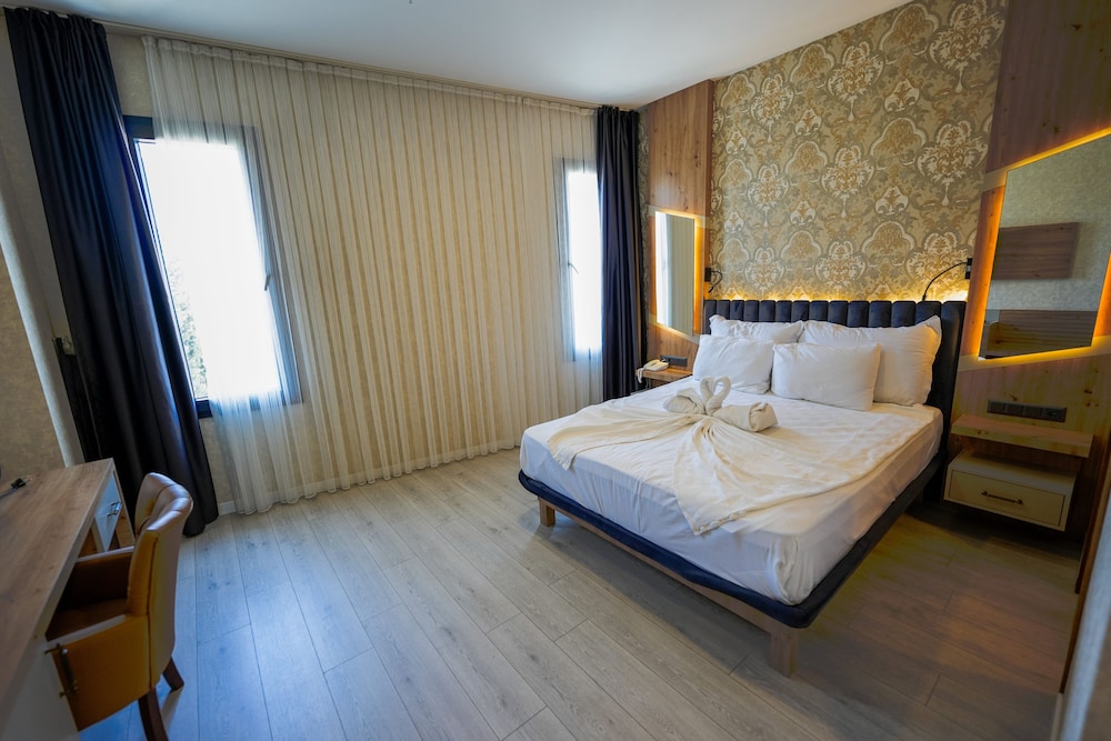 Isnova Hotel 17