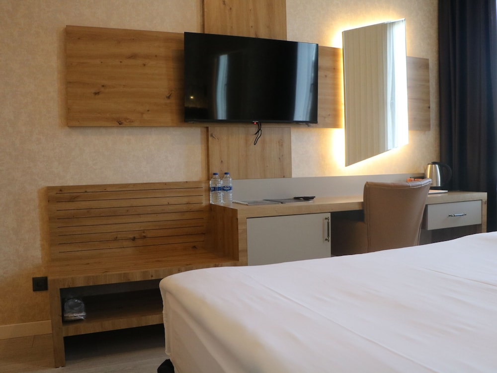 Isnova Hotel 4