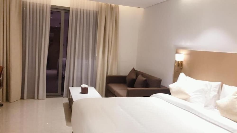 HE Hotel Apartments by Gewan 10
