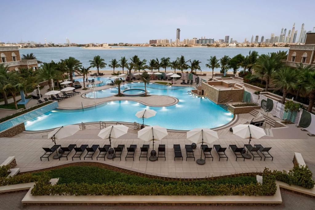 Wyndham Residences The Palm 8