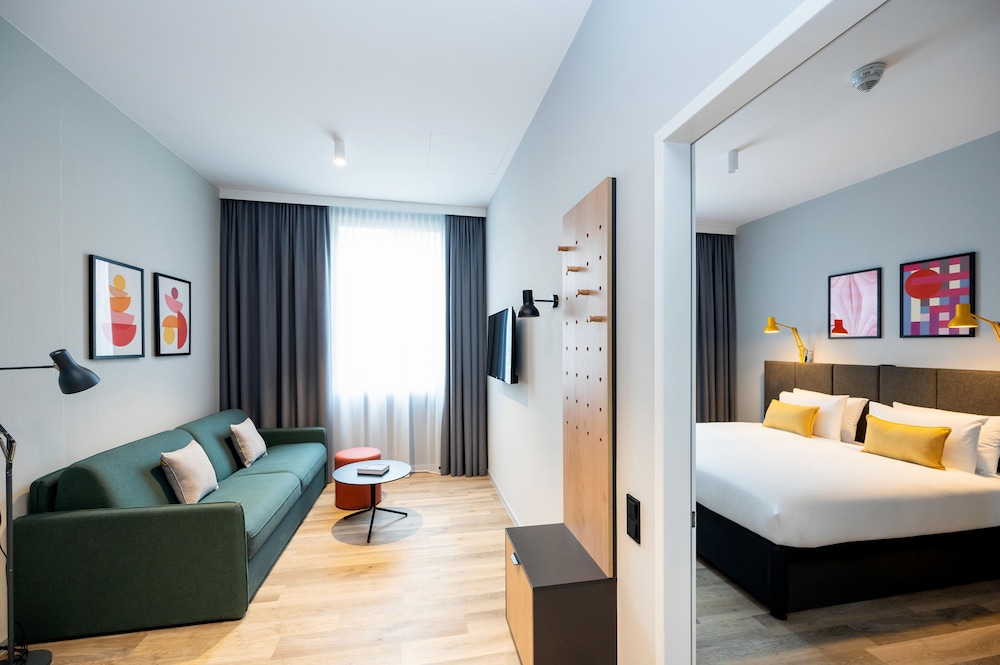 Staycity Aparthotels Frankfurt Airport 10