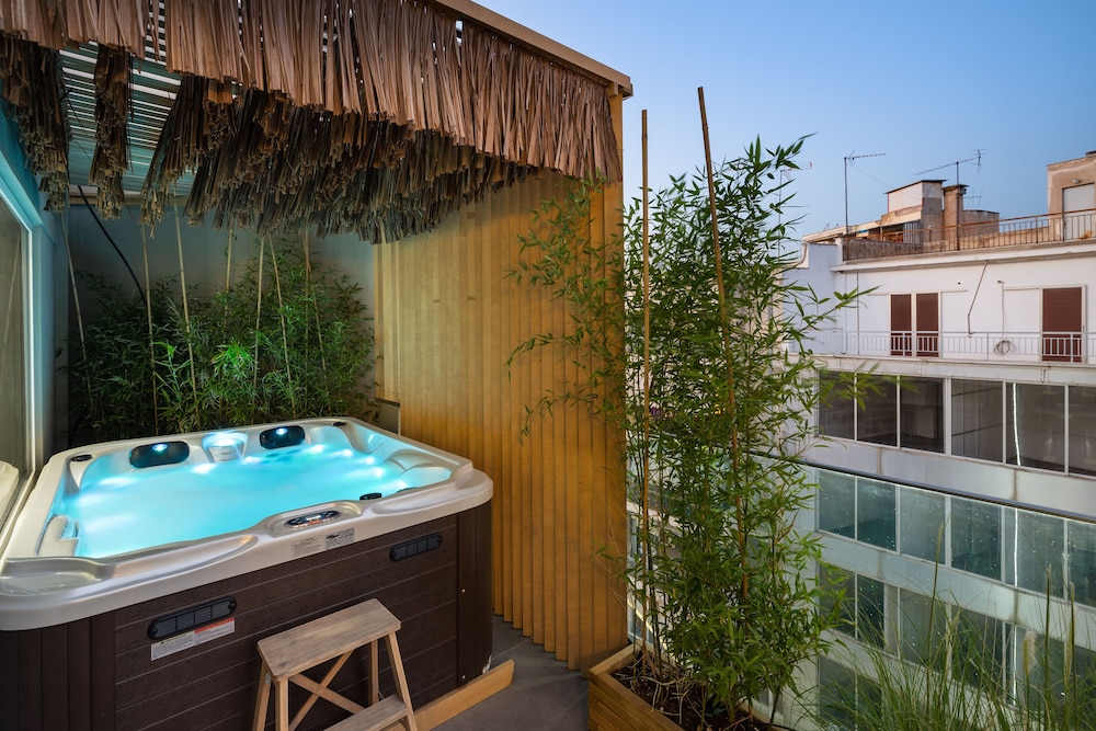 Athens Warehouse Boutique Hotel & Suites 19