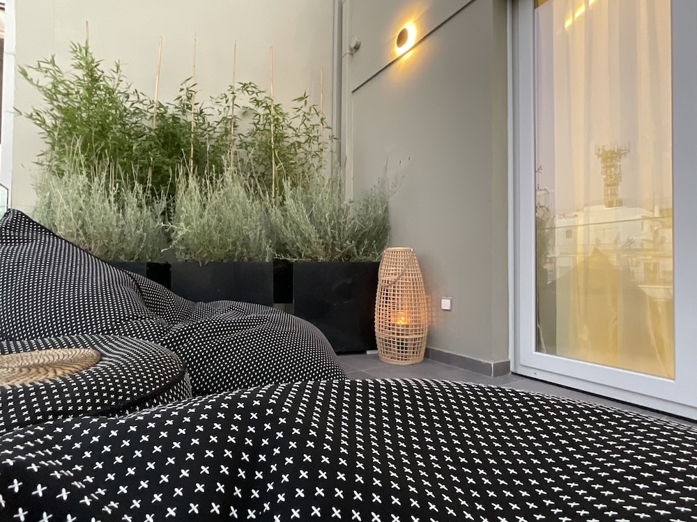 Athens Warehouse Boutique Hotel & Suites 17
