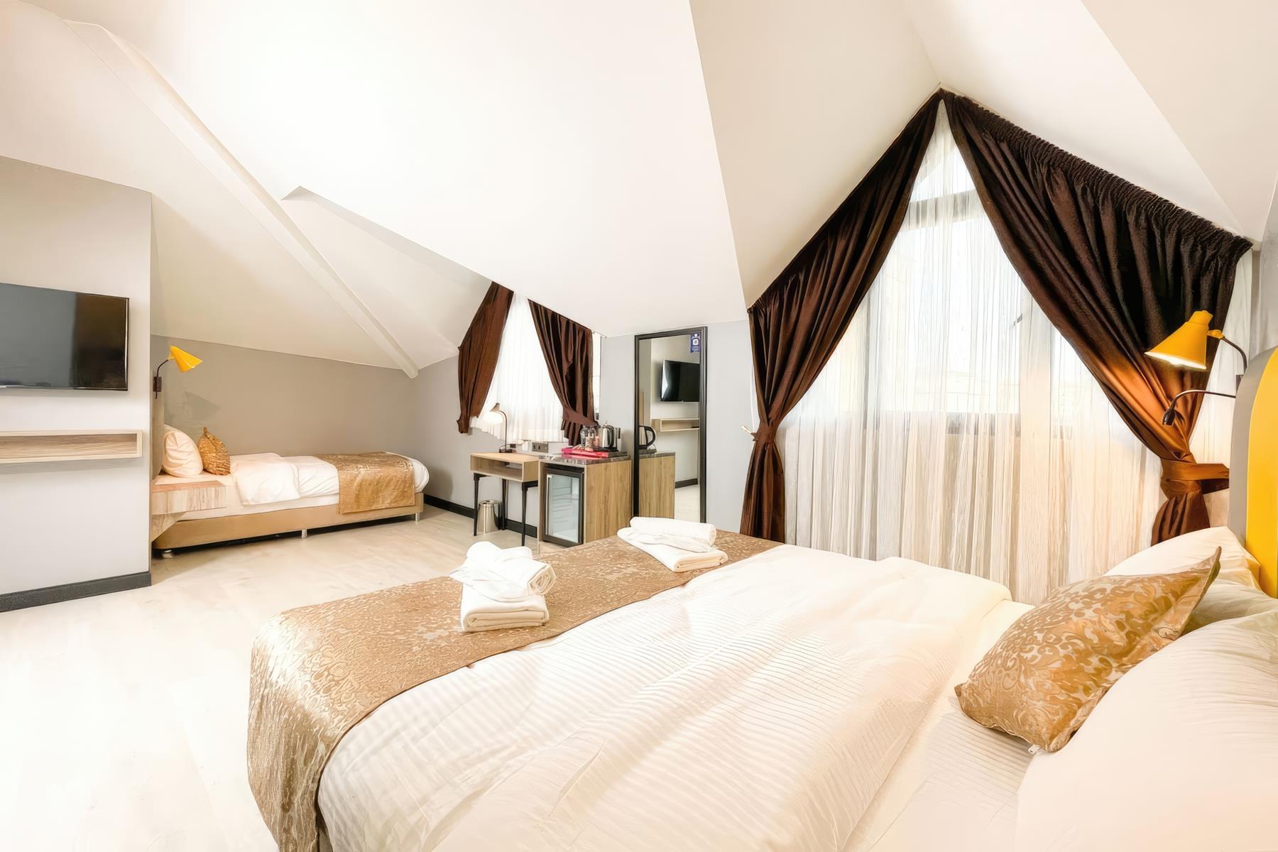 Center Inn Hotel 4