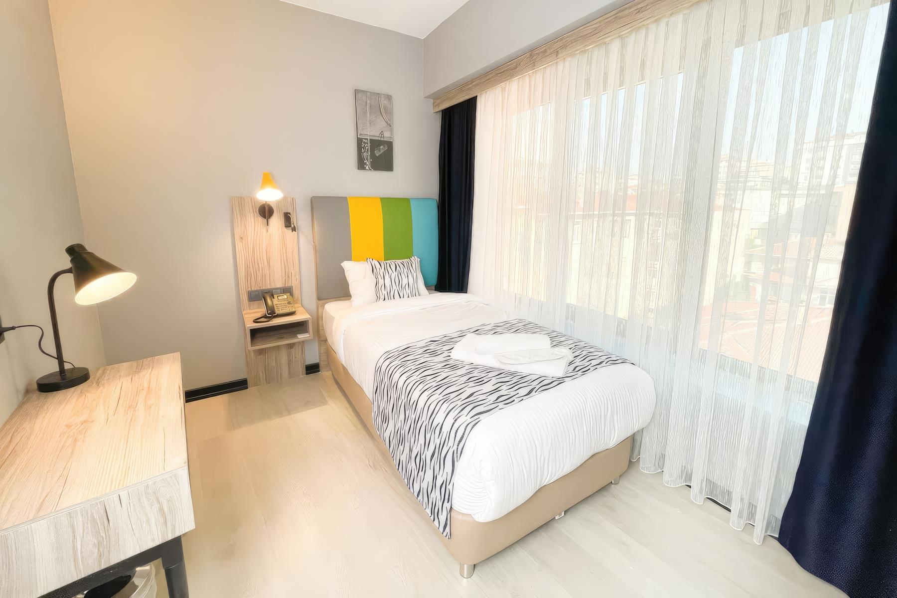 Center Inn Hotel 5