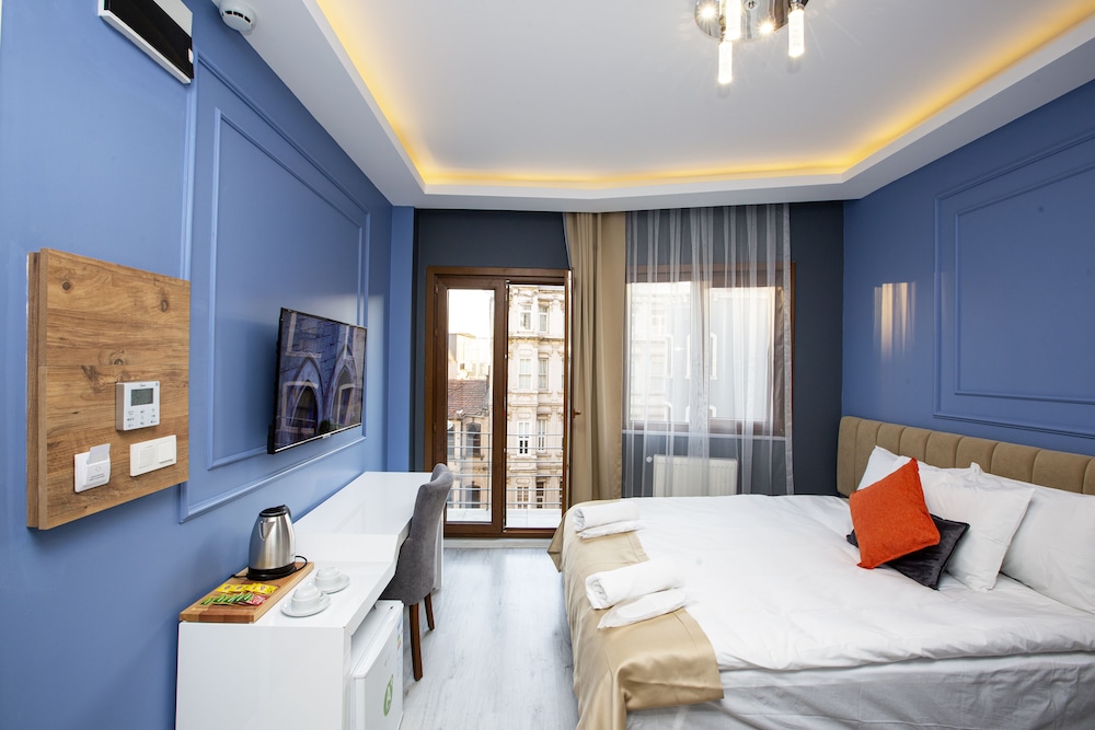 Alemeyn The Taksim Leons Hotel Cafe & Spa 7