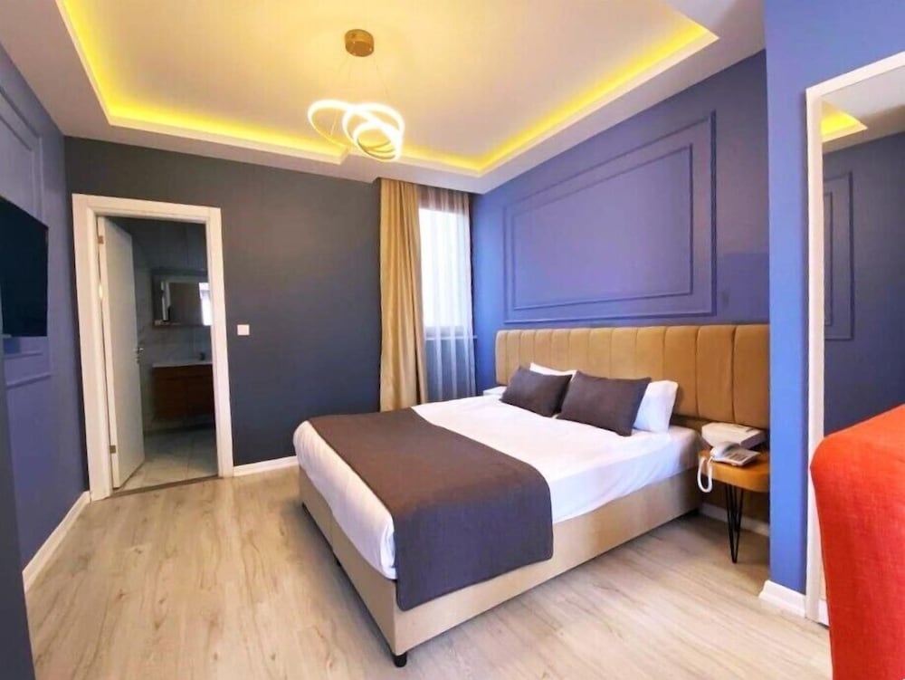 Alemeyn The Taksim Leons Hotel Cafe & Spa 18