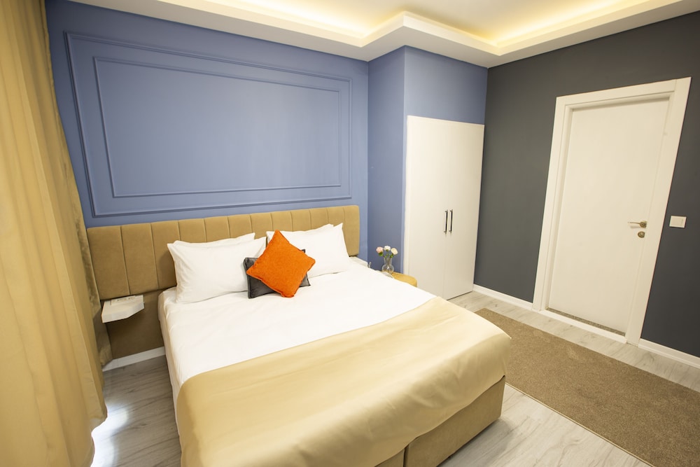 Alemeyn The Taksim Leons Hotel Cafe & Spa 11