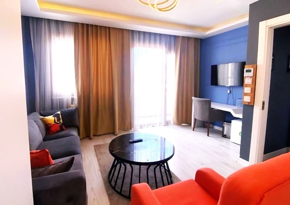 Alemeyn The Taksim Leons Hotel Cafe & Spa 16