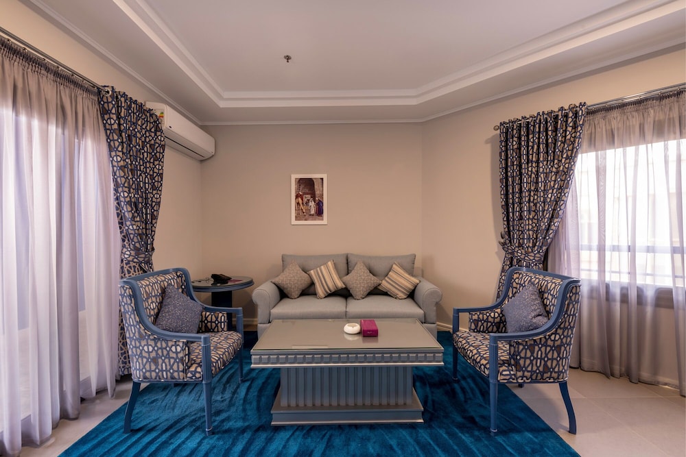 Royal Day Plaza Hotel 19
