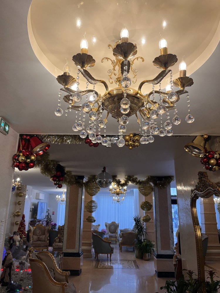 Hotel Royal 2