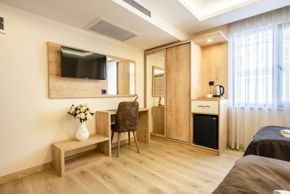 Emin Palace Hotel 13