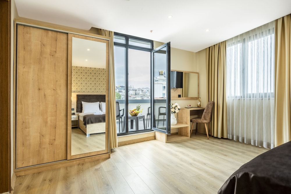 Emin Palace Hotel 11