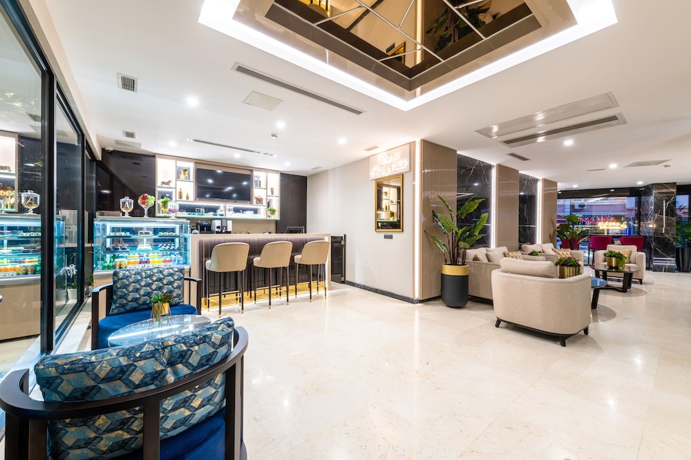 Aprilis Deluxe Hotel 6