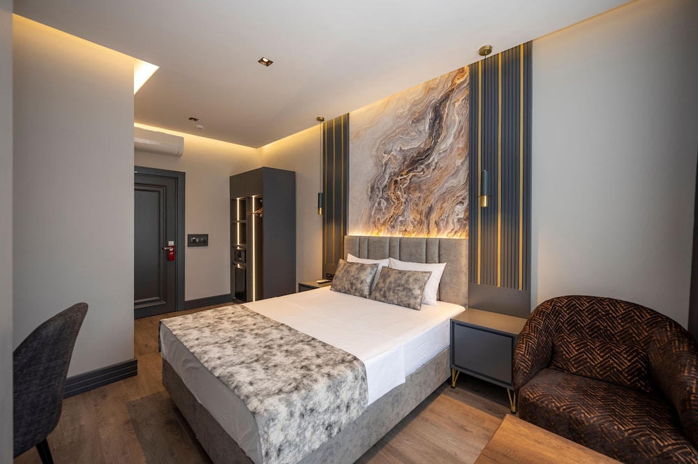 World Class Airport Hotel 18