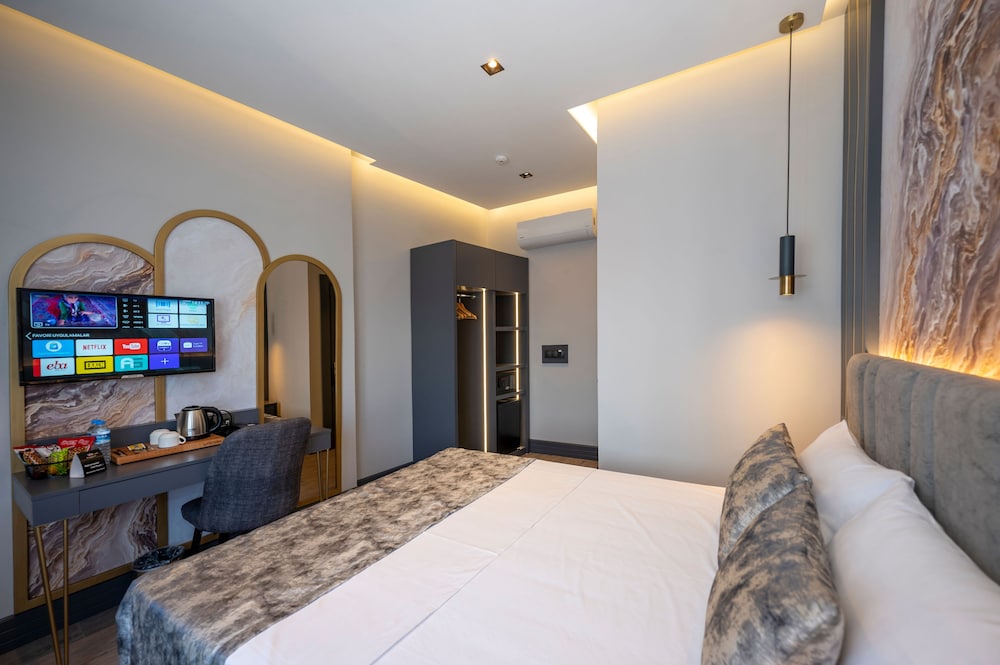 World Class Airport Hotel 13