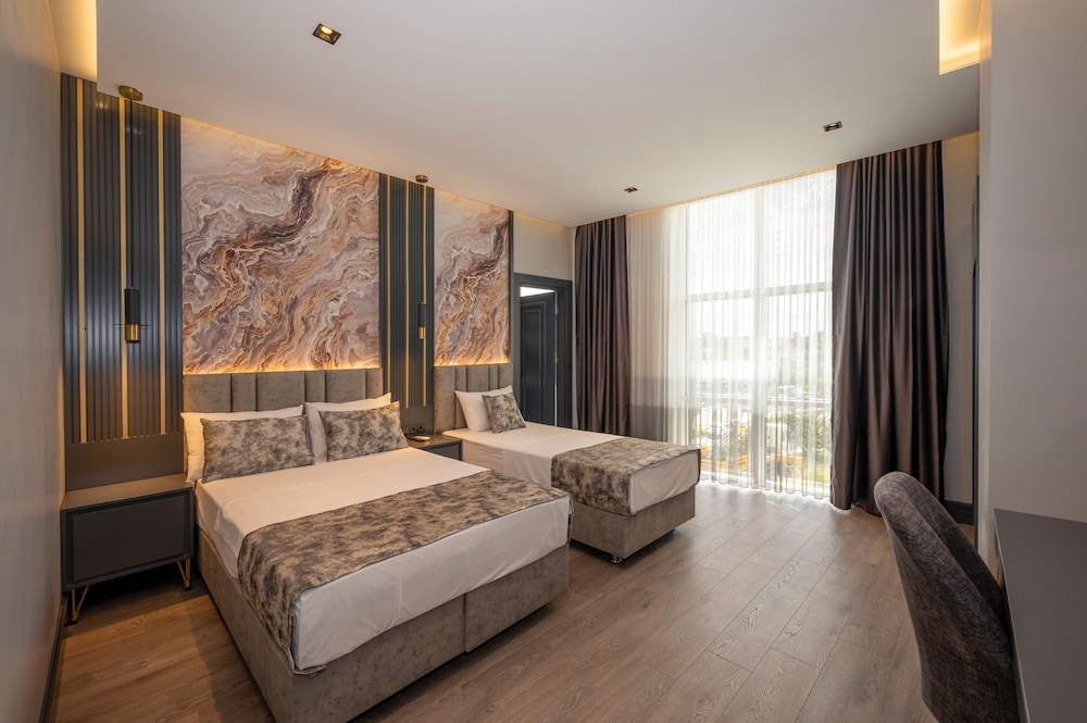 World Class Airport Hotel 4