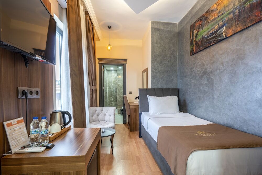 Monezza Hotel 16