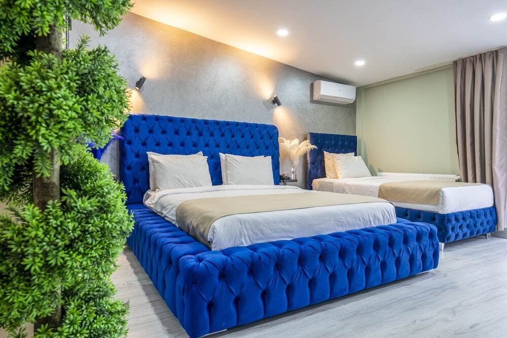 Monezza Hotel 11