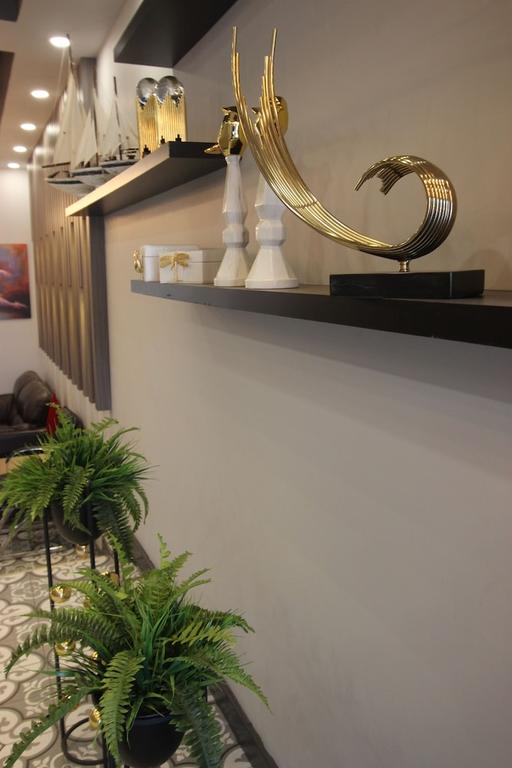 Monezza Hotel 1