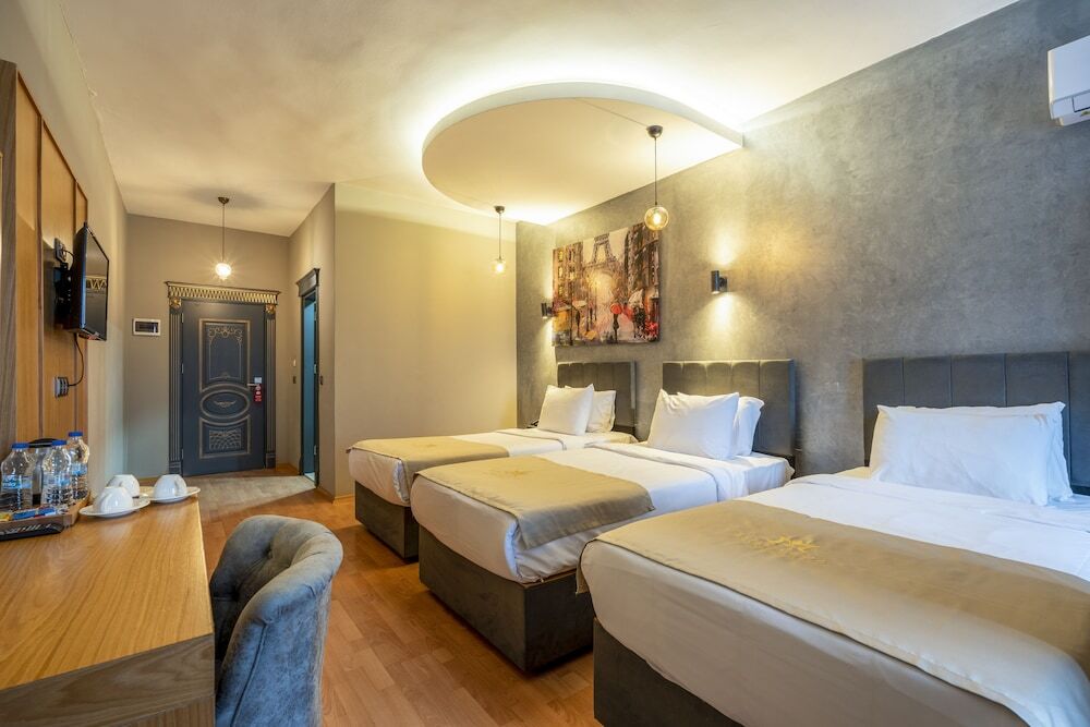 Monezza Hotel 19