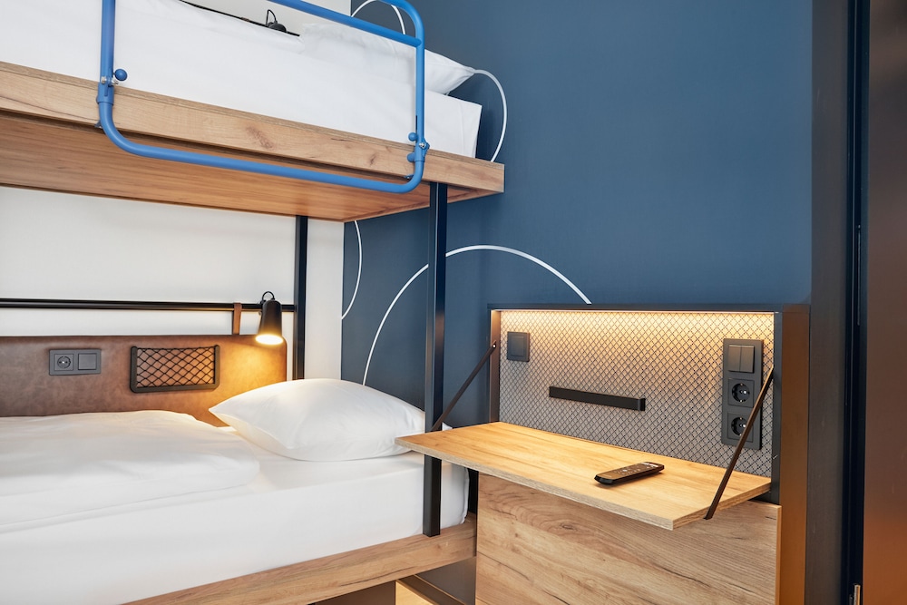 H2 Hotel Düsseldorf City 10