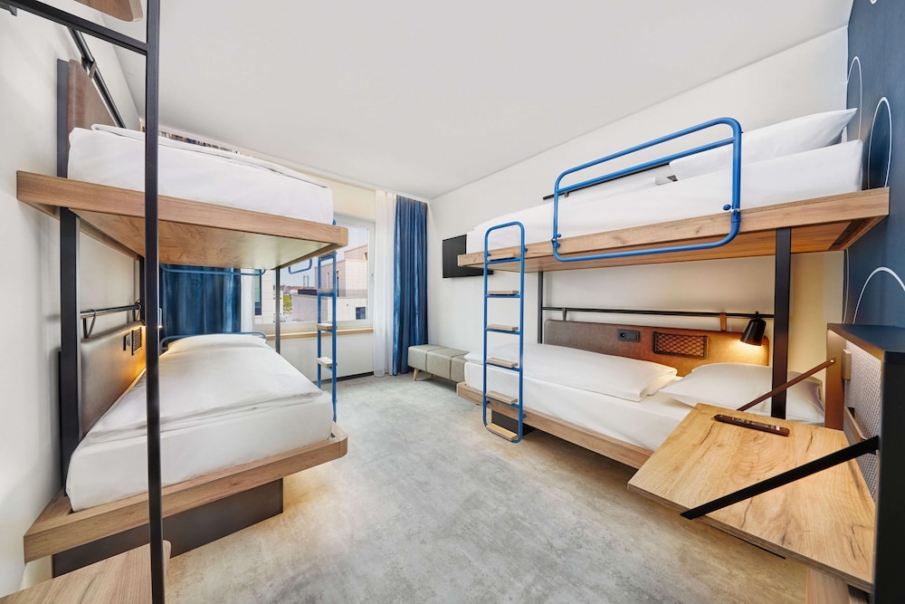 H2 Hotel Düsseldorf City 18