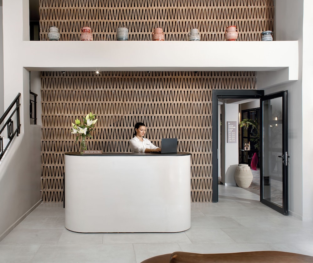 Anise Aluma Athens, Tapestry Collection by Hilton 4