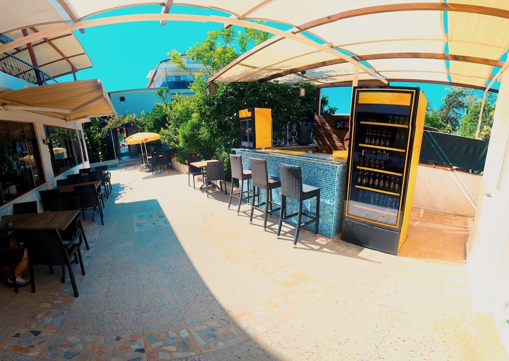 Belcan Hotel 23