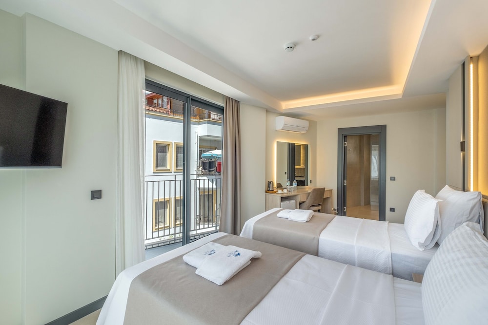 Seatown Hotel 8