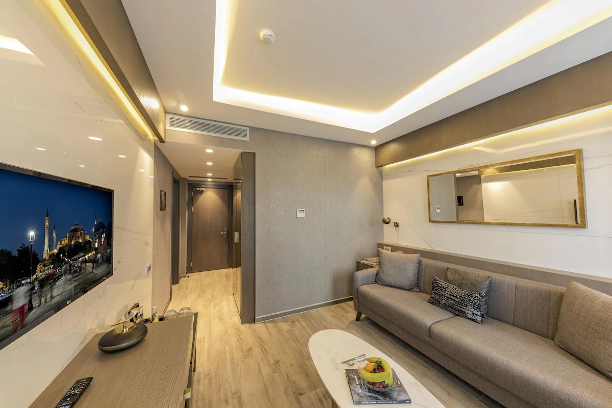 Mula Hotel 13