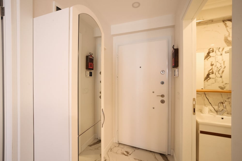 Etiz Residences 19