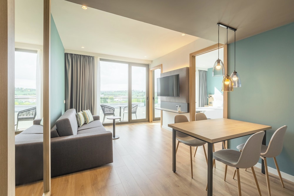 Holiday Inn Barcelona - Sant Cugat 7