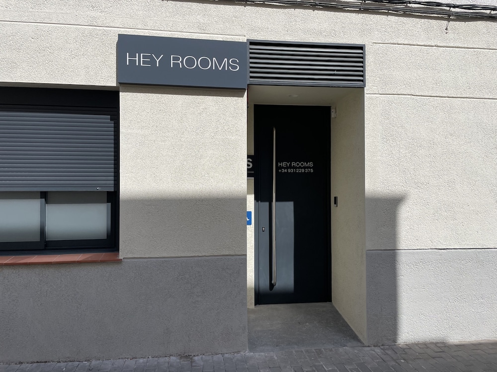 Hey Rooms 1
