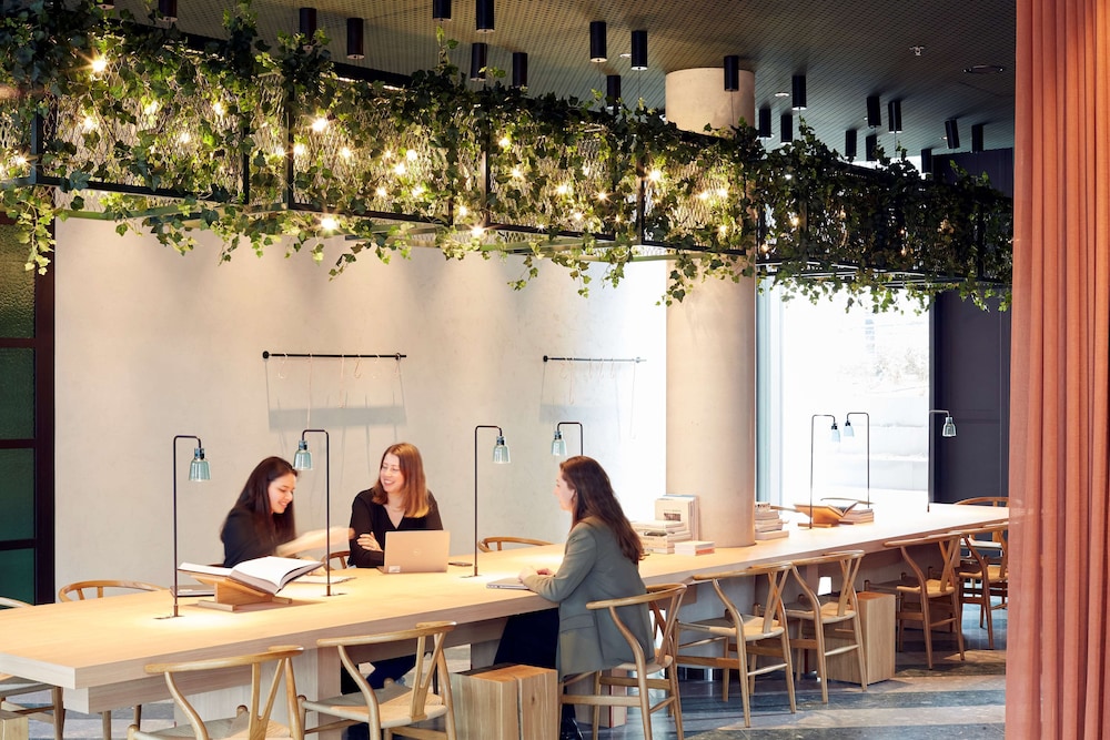 Scandic Frankfurt Hafenpark 8