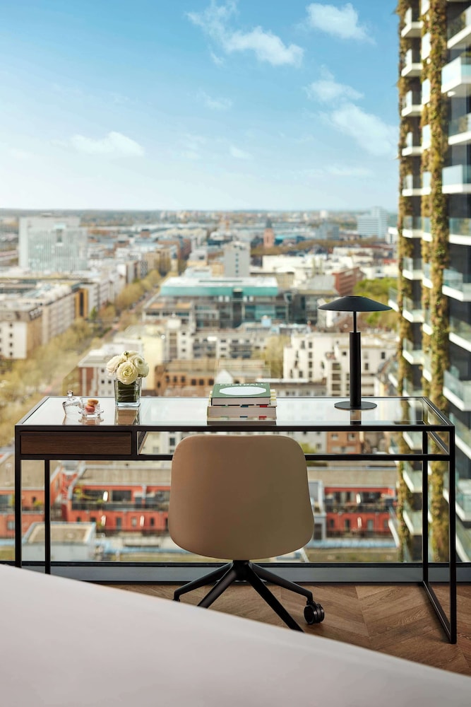 NH Collection Frankfurt Spin Tower 20