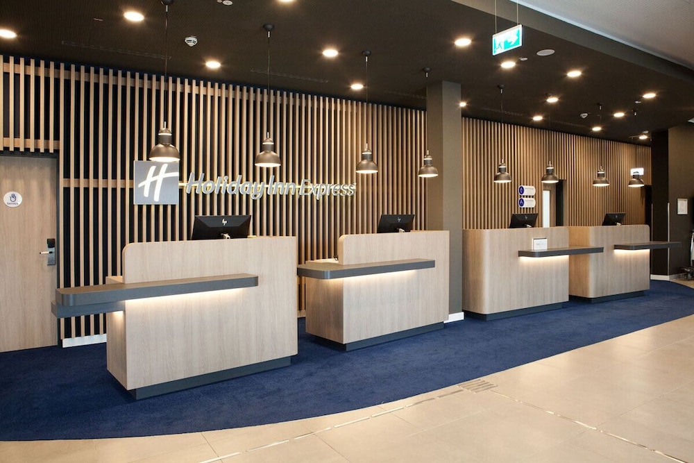 Holiday Inn Express Düsseldorf Airport 4