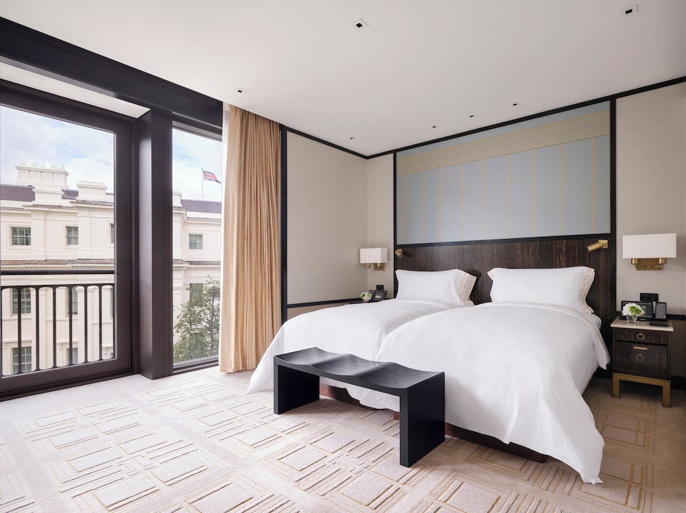 The Peninsula London 15