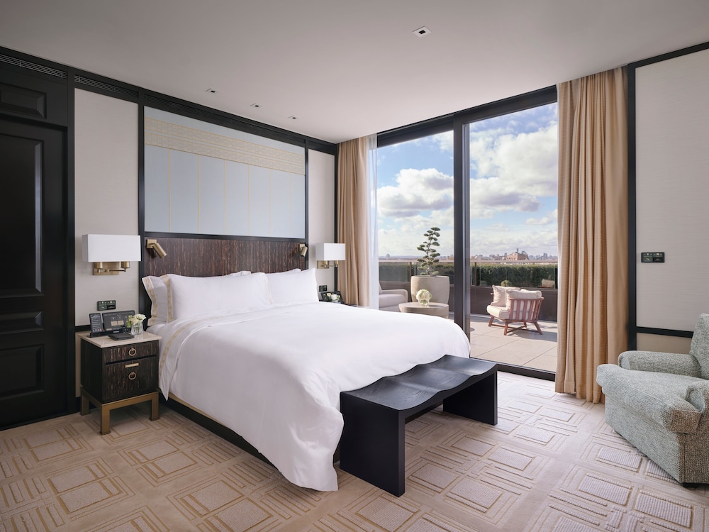 The Peninsula London 19