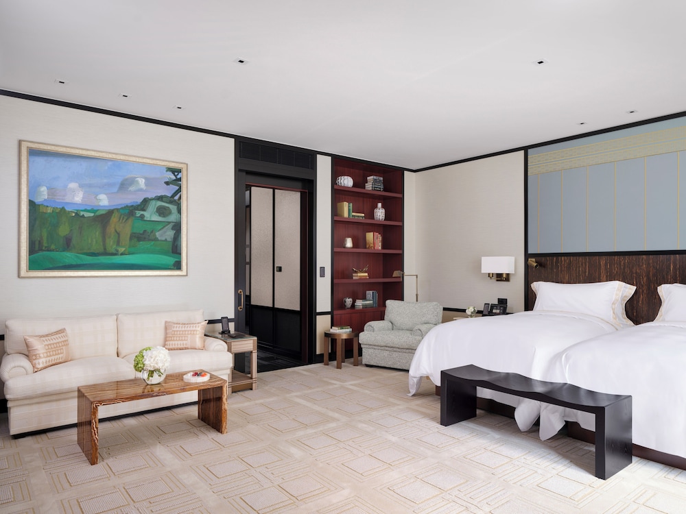 The Peninsula London 17