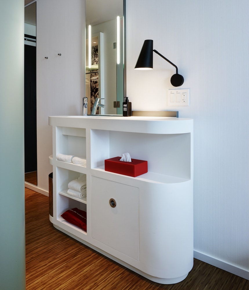 citizenM London Victoria Station 9