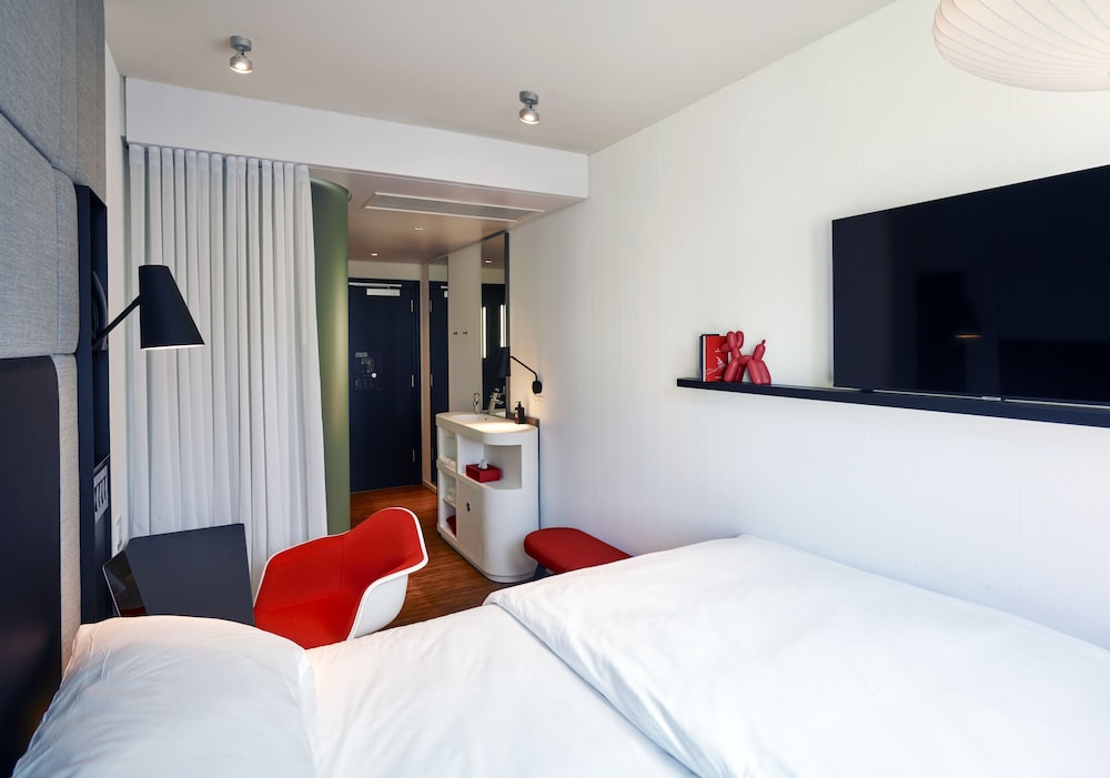 citizenM London Victoria Station 4