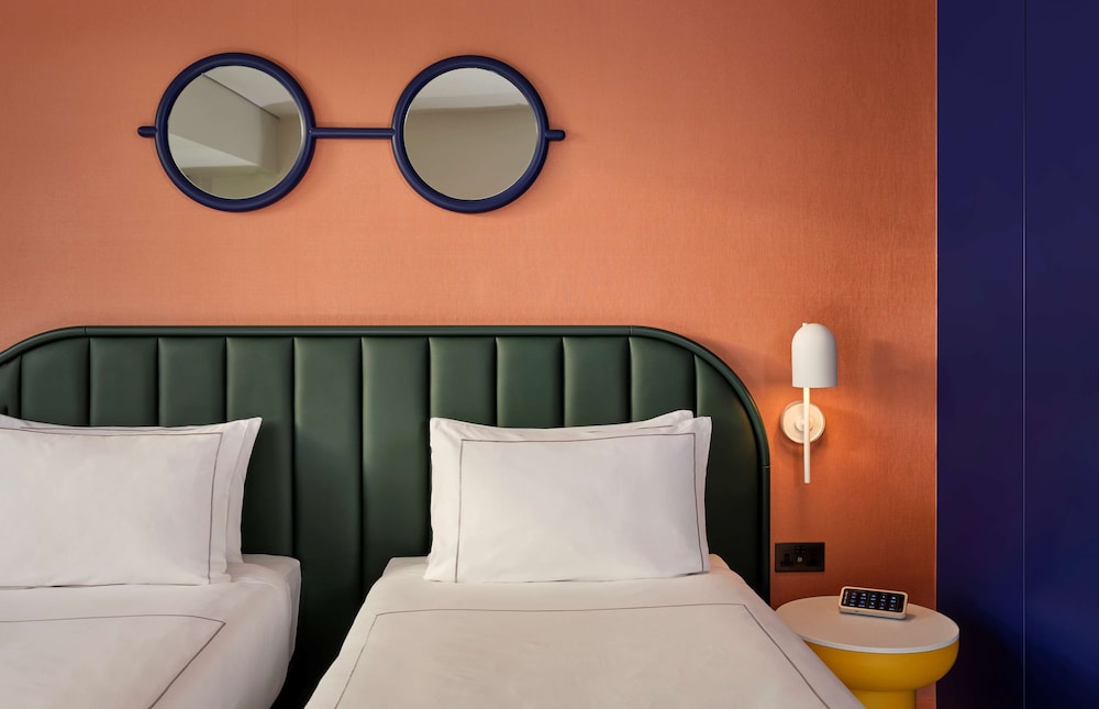 Art'otel London Battersea Power Station 18