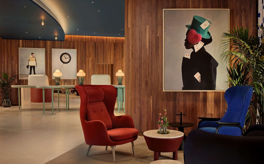 Art'otel London Battersea Power Station 3